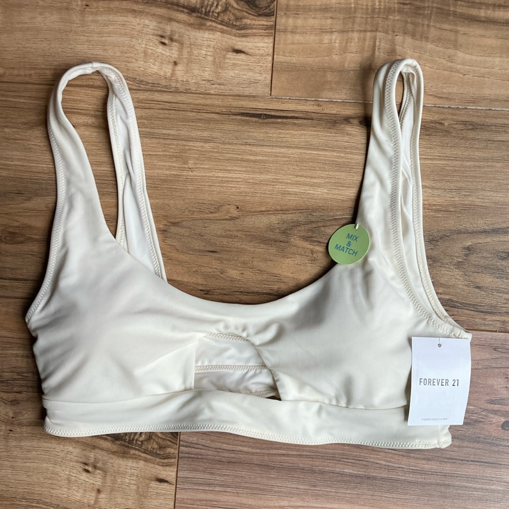 Bathing Suit Top Forever 21 XL NWT